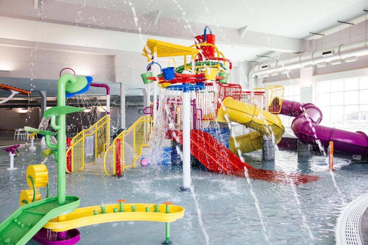 ホテル Crowne Plaza - Kearney By Ihg エクステリア 写真